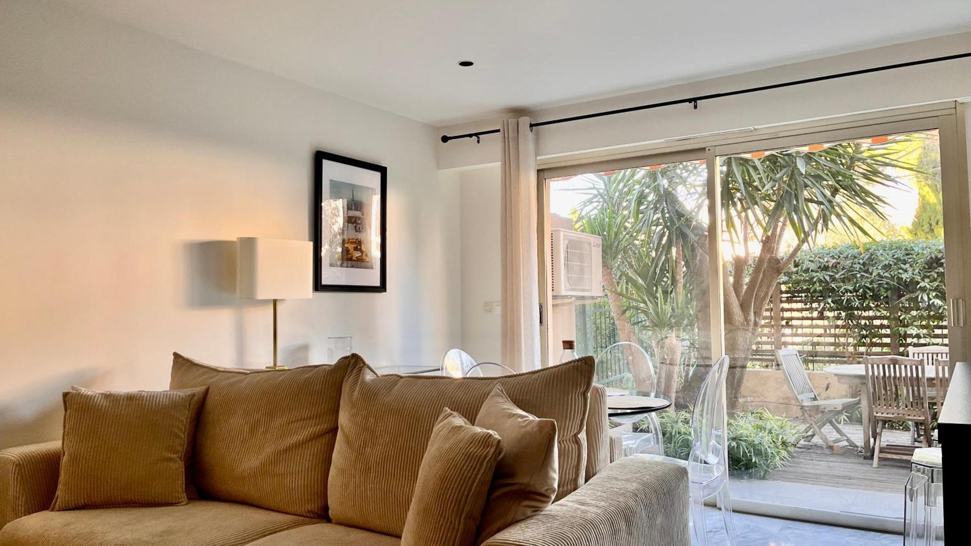 L'Azur - Apt De Standing - Piscine - Parking Le Cannet Luaran gambar
